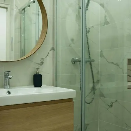 Cozy Studio Near Pere Lachaise דירה פריז